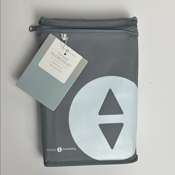 Sleep Number Ice Blue Pillowcase Set - Picture 1 of 4